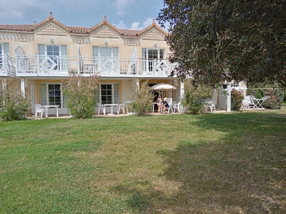 Charmant T2 Au Coeur Du Golf De Port Bourgenay Talmont-Saint-Hilaire エクステリア 写真